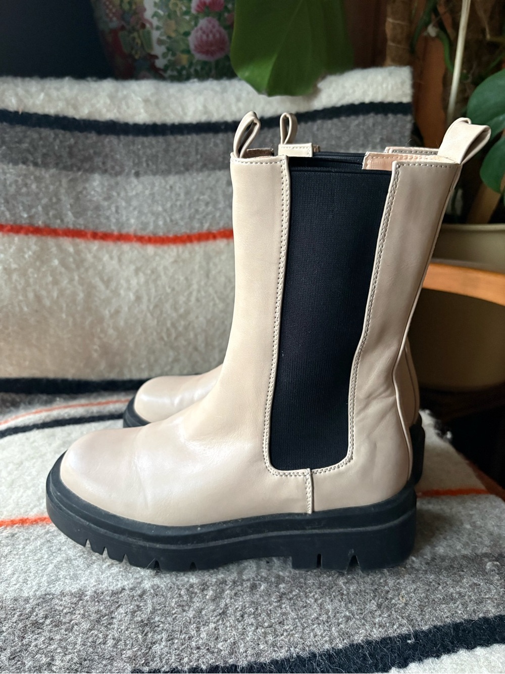 Pieces Minimalist Chunky Leather Lug Boot 37